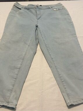 Cato Limited Edition Embellished Capri Jeans 18W 22” Inseam